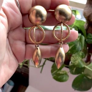 Vintage Eighties Goldtone Dangling Earrings